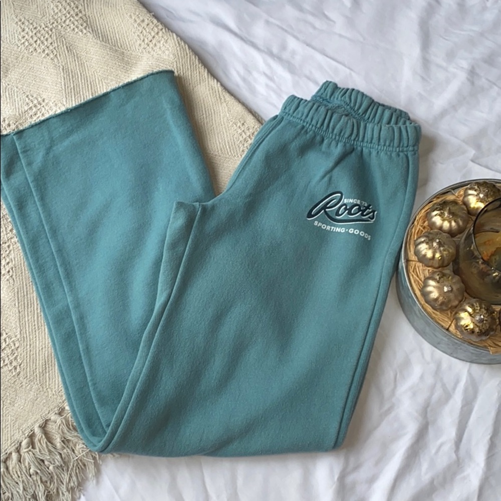 Vintage Blue Roots Sweatpants - Picture 2 of 7